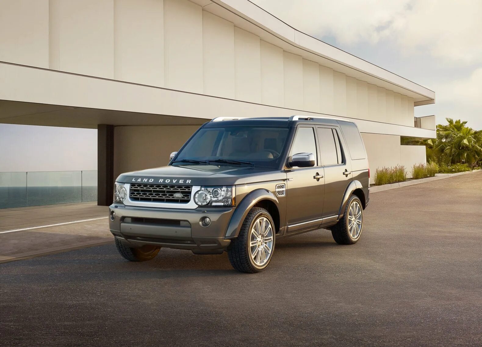 Lr discovery 4. Land rover discovery 4. ленд ровер дискавери 4 2013. land rover discovery 4 hse. land rover discovery 4 hse luxury.