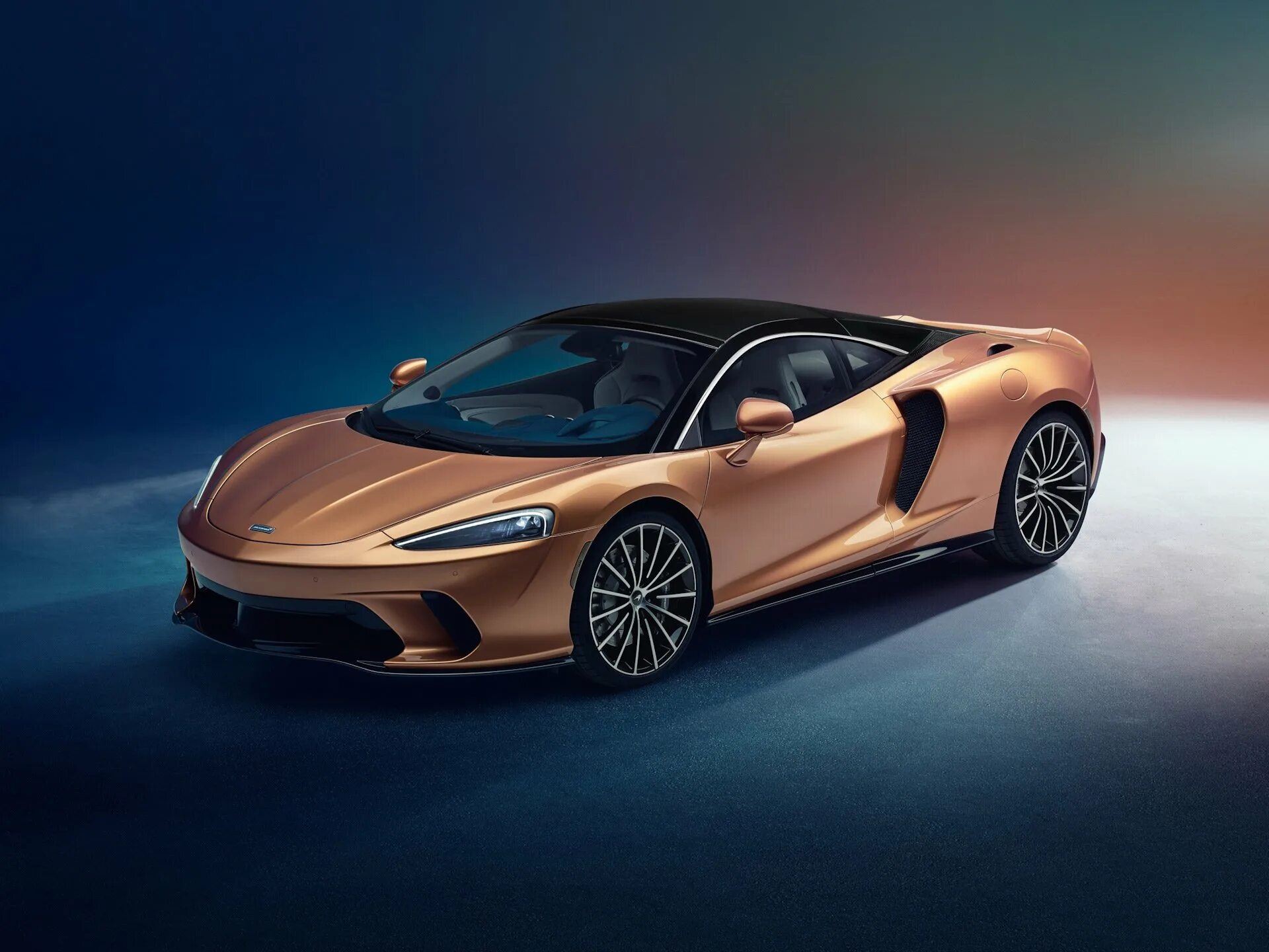 Новые машины в мире. MCLAREN gt 2020. Макларен gt 2021. Макларен gt 2020. Maclaren машина 2020.