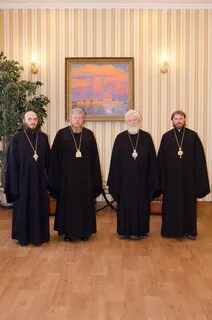 Митрополия что это