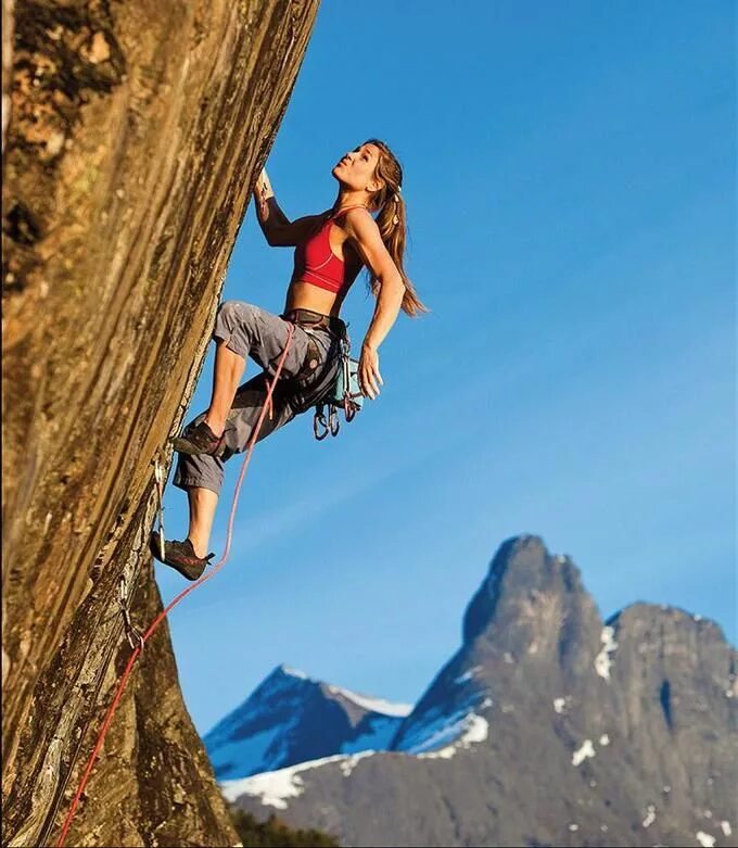Плохая девочка экстрим. Саша диджулиан. Киллиан духи плохая девочка. Бесстрашная женщина прикол. Катя гурьева мотокросс.