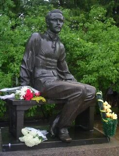 Памятник лермонтову в тарханах