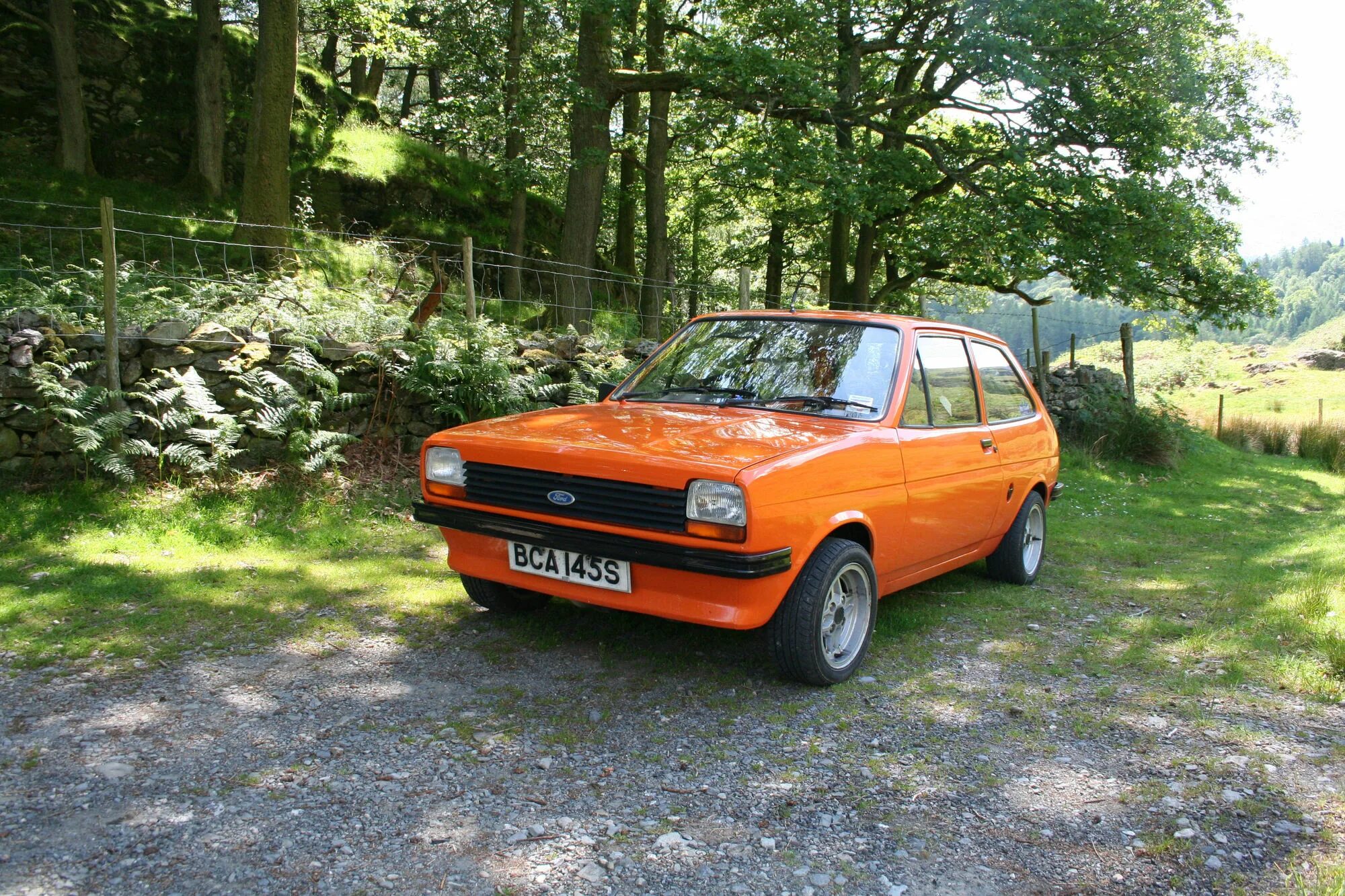 Форд фиеста 1 поколения. Ford fiesta 3 поколение. Первая фиеста. Первая фиеста. Ford fiesta 1983.
