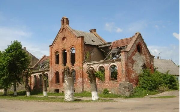 Погода ясное калининградская область славский. Поселок ясное Калининградская область. П.ясное Славский район Калининградская область. Кирха поселок ясное. Пос ясное Славского района Калининградской обл.