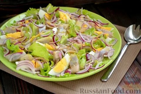 Сельдь с яйцом и луком рецепт
