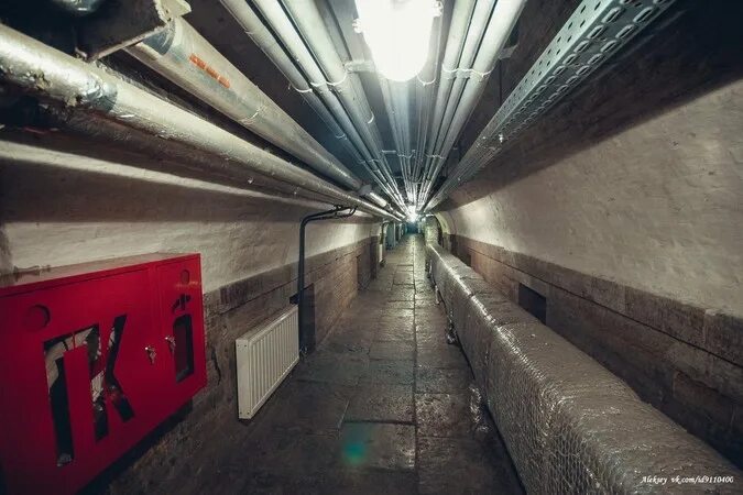 Исаакиевский собор музей экспонаты. Форт рядом с выборгом. Экскурсия в подвал исаакиевского собора в санкт-петербурге. Подвал исаакиевский собор. Подвалы исаакиевского собора.