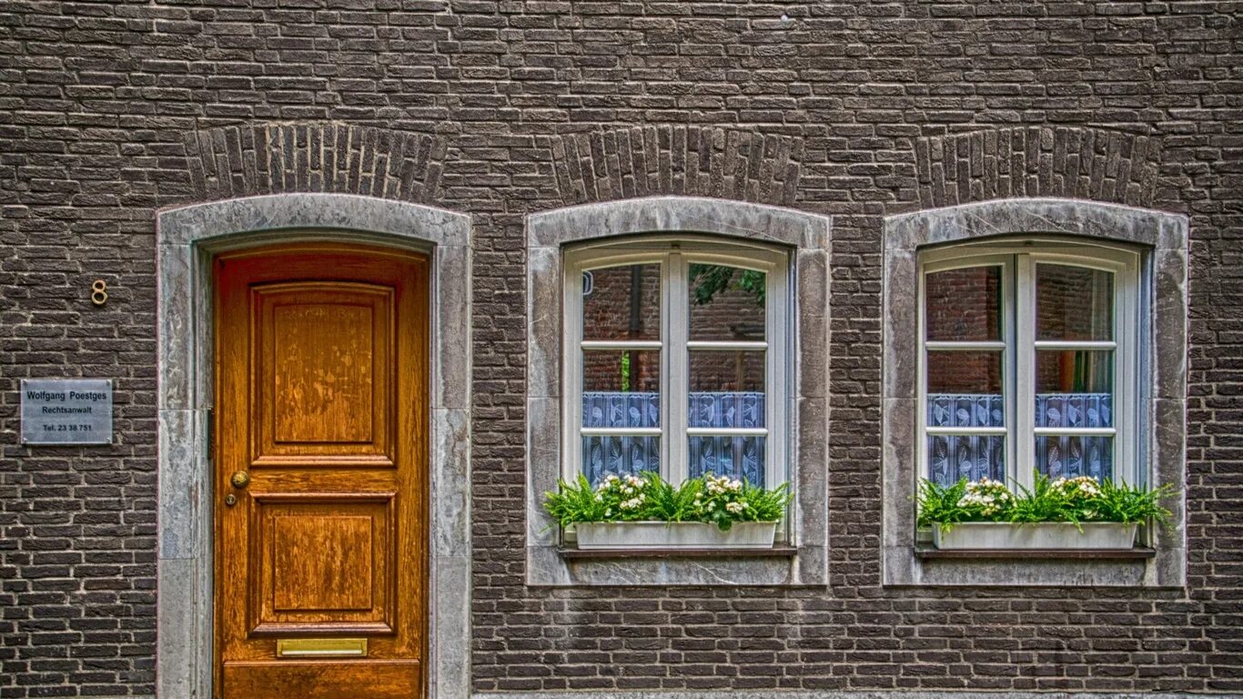Build window