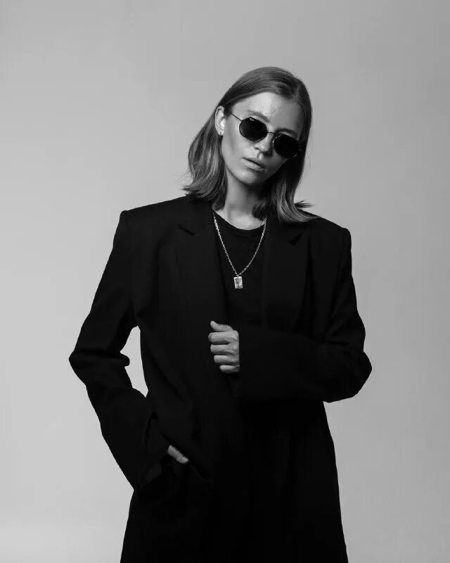 2 маши. маша шейх не реви. песня худи маша шейх. 2 маши 2022. маша шейх певица.