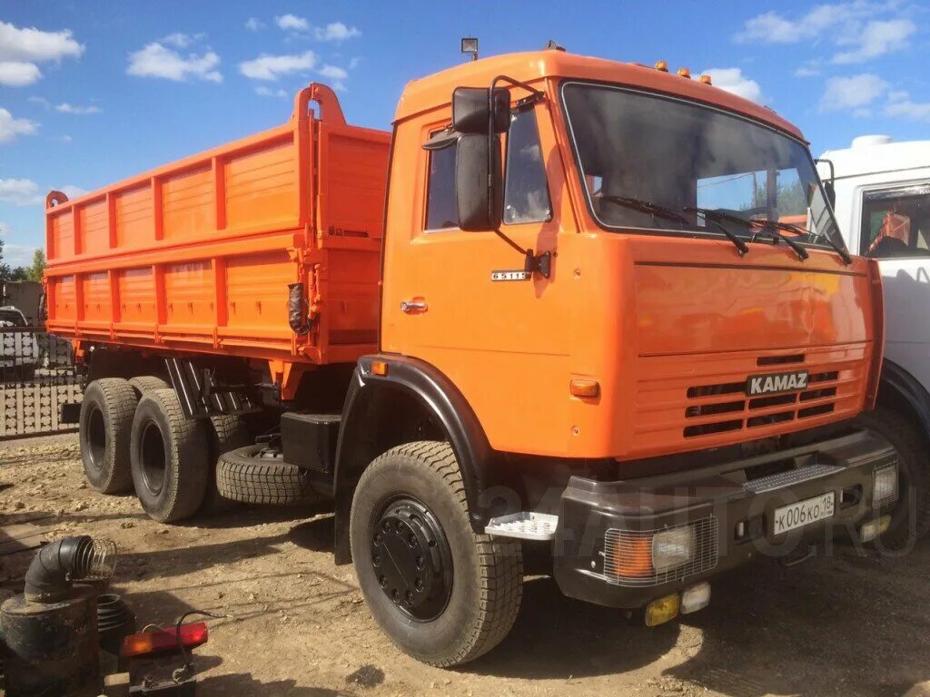 Купить б/у КамАЗ 55102 дизель механика в Саранске: оранжевый самосвал с 2-х разг