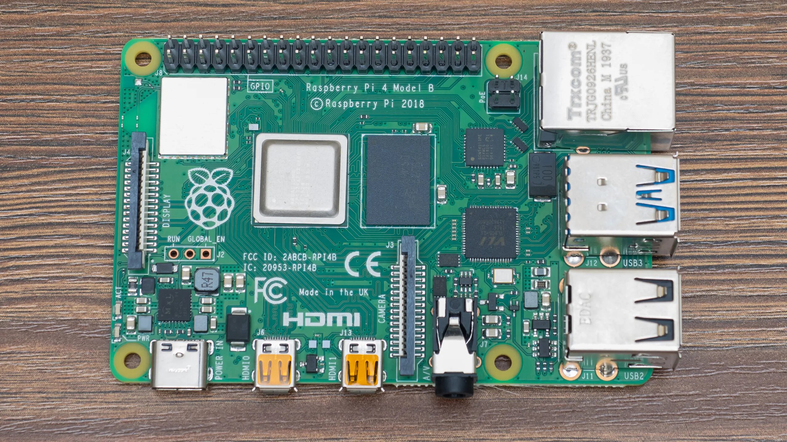 Raspberry 4 b. Расбери пи 4b. raspberry pi 4 разъемы. распберри 4 разъем. raspberry pi 3 обратная сторона.