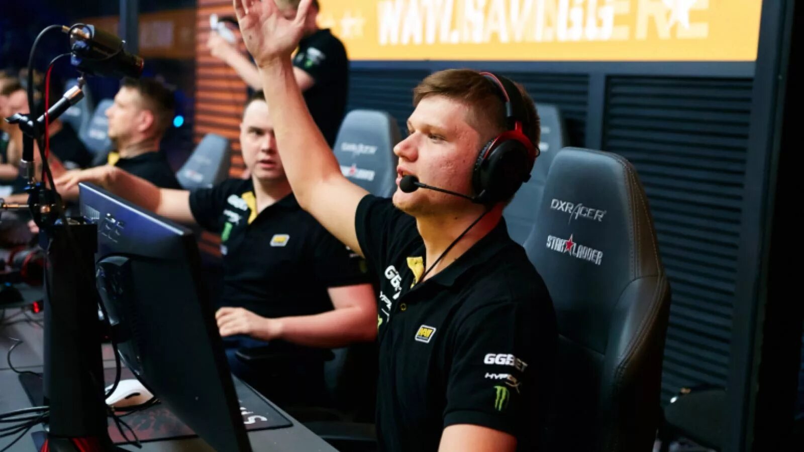 Симпл на данный момент. Александр s1mple костылев. Саша симпл 2022. Симпл 2023 нави. Cs go игрок s1mple.