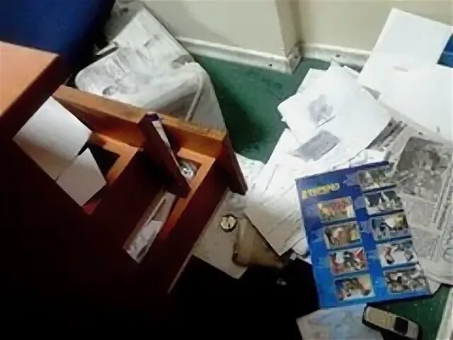 Украла офисную бумагу