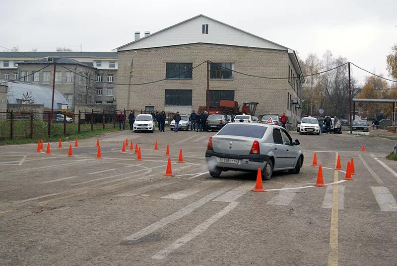 Автошкола досааф рязань. Автошкола рыбная слобода. Автошкола воа. Автошкола авангард нижний тагил. Автошкола воа ставрополь.