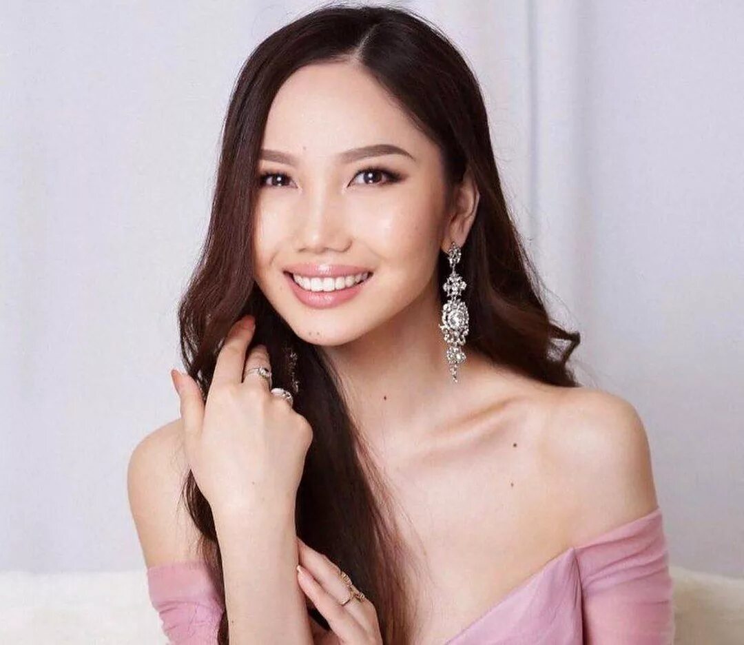 вызвать девушку якутск