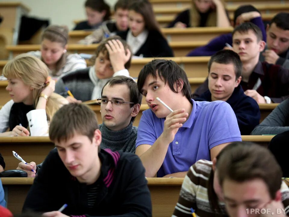 Лекции специального образования. Студенты. тревога студента. студенты на лекции. фотографии студентов по одному.