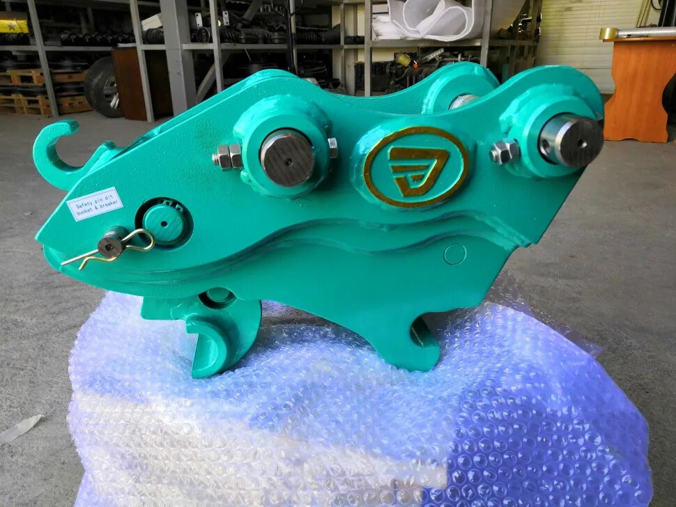 Квик каплер на мини экскаватор hmb механический. Квик-каплер (quick coupler) impulse qc-200m. Квик каплер для экскаватора. Квик каплер для экскаватора. Квик каплер для экскаватора.