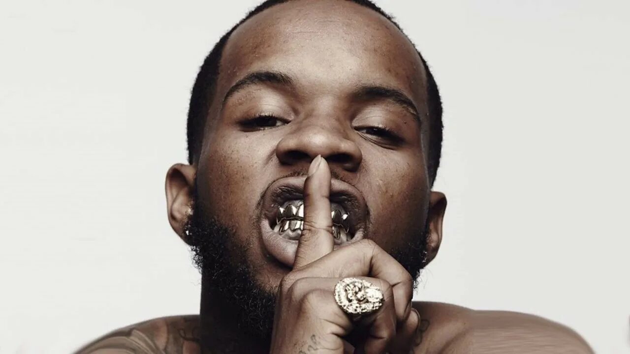 Dj khaled w tory lanez. Шона лув. Tory lanez jerry springer. Tory lanez фото. Tory lanez prom.