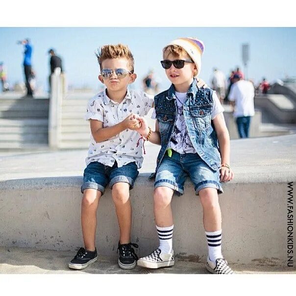 Дети хипстеры. Дети хипстеры. Дети хипстеры. Cool одежда для детей. Зимний образ для мальчика.