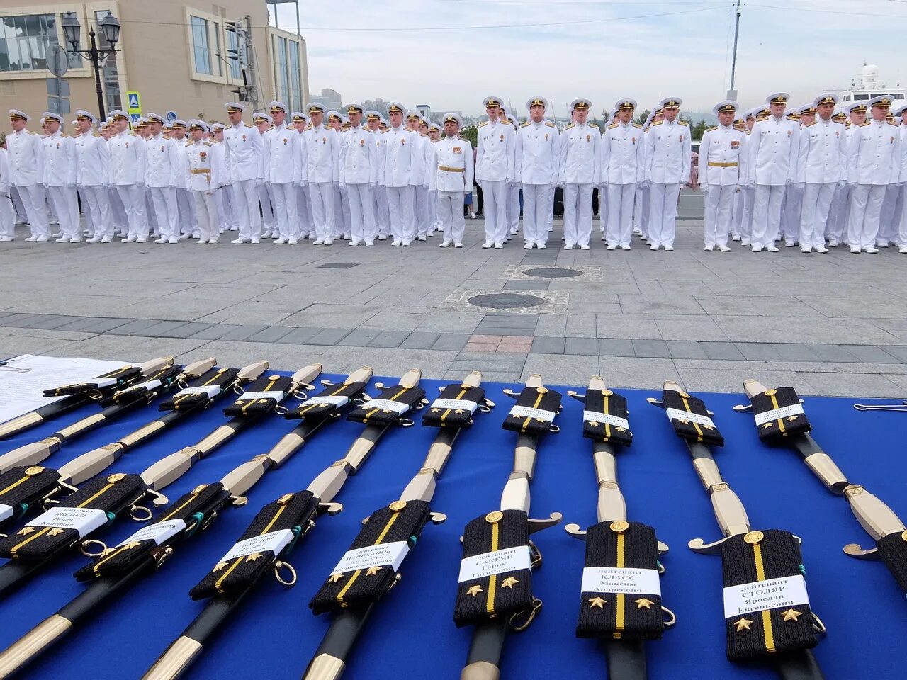 Военное морское образование. Выпуск лейтенантов ВМФ. Училища ВМФ России. Офицер ВМФ. Погоны ВМФ.