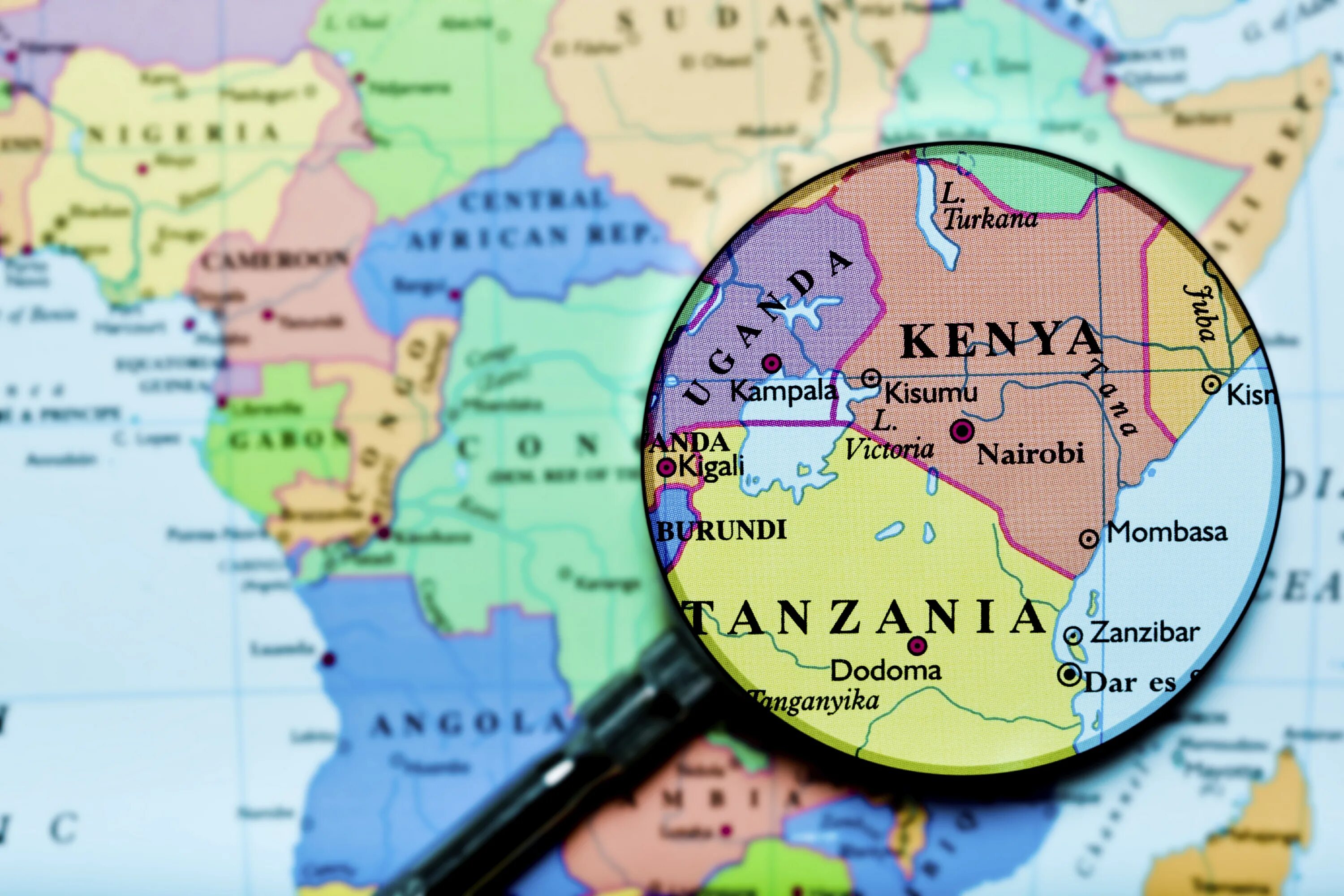 Особенности страны танзания. Кения и Танзания на карте. Кения на карте Африки. Кения Найроби на карте.