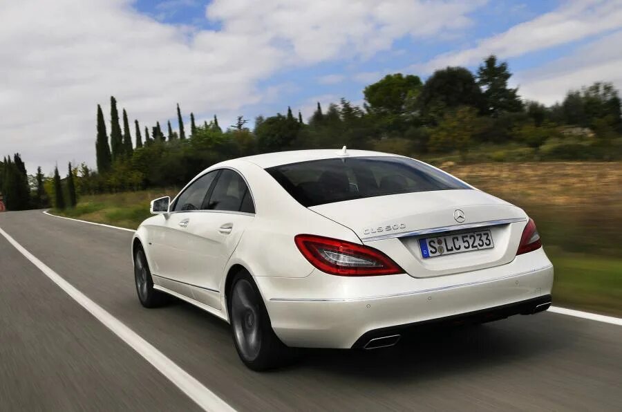 Benz cls 500. Мерседес бенц cls 500 2011. цлс купе 2011. мерседес слс 500. cls купе 2011.