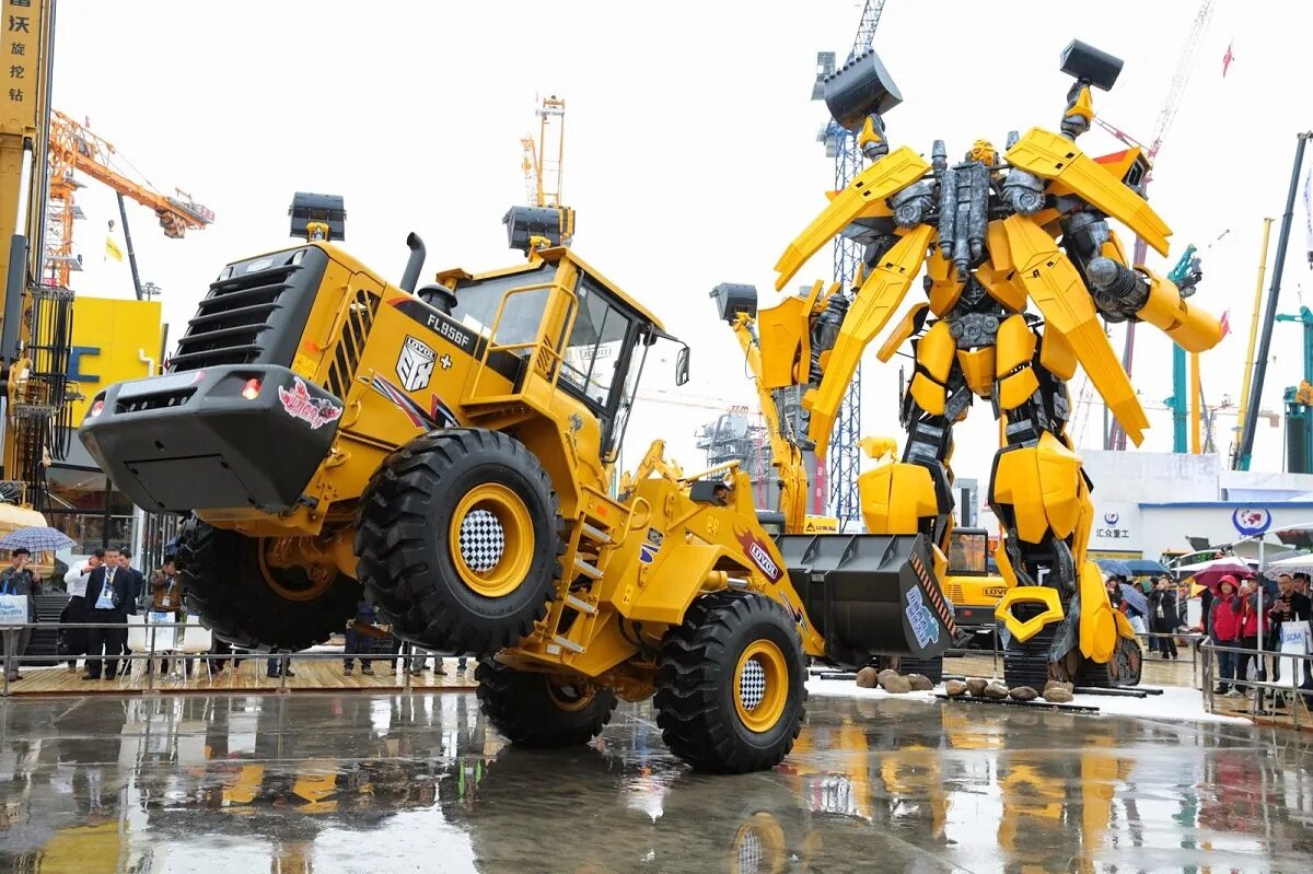 ЕЛАЗ экскаватор погрузчик. Техника JCB на Bauma 2019. Строительные машины. Китайская спецтехника.