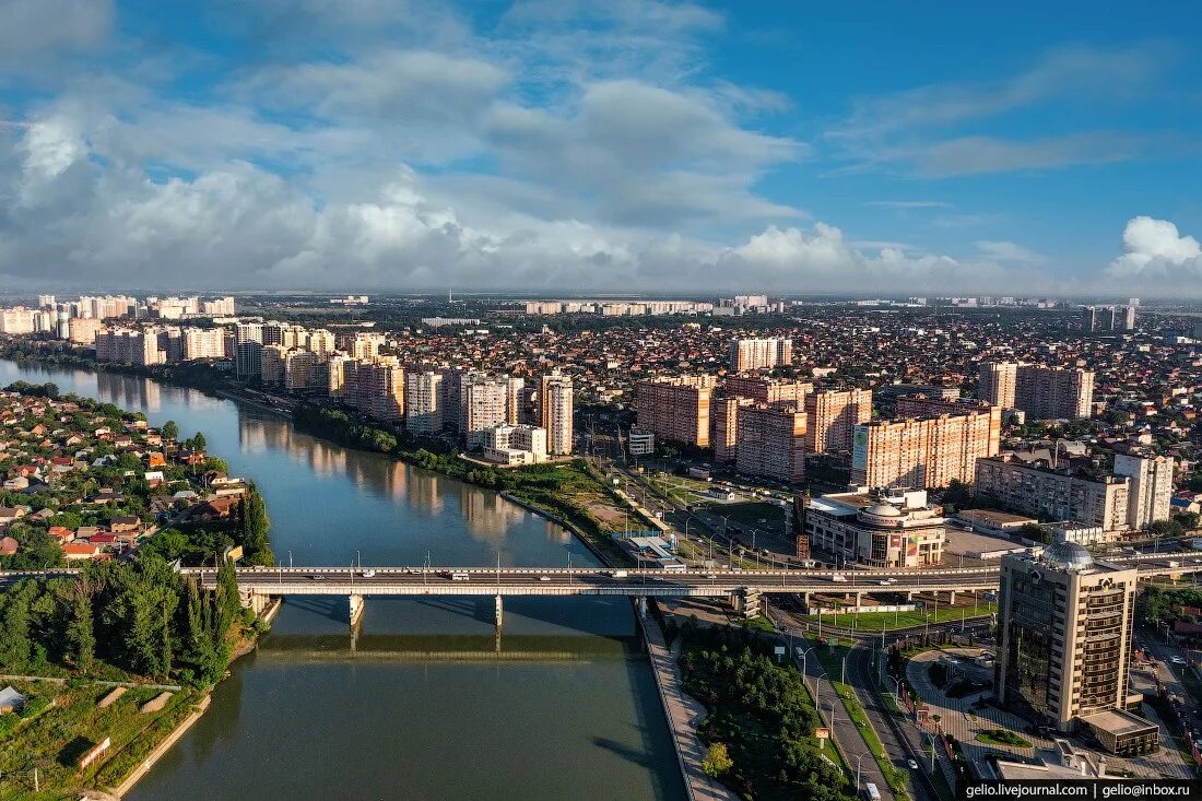 Краснодар микро. Краснодар столица Кубани. Тургеневский мост Краснодар. Краснодар с высоты. Город Краснодар с высоты.