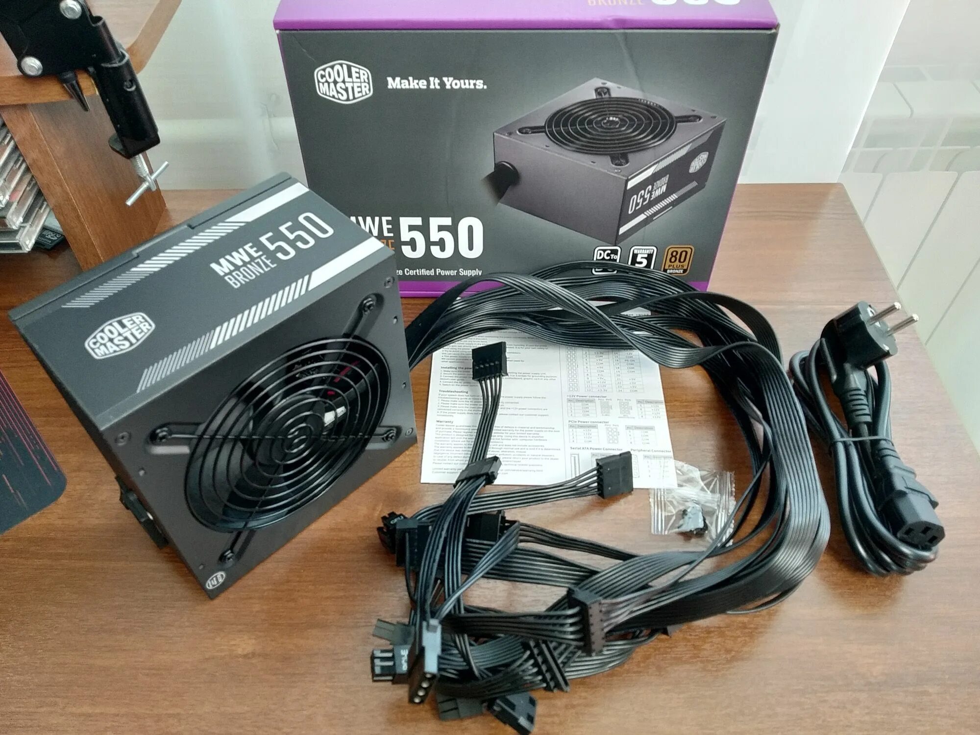Блок питания bronze 550w. Mwe bronze 550w v2. блок питания cooler master mwe 550w. блок питания cooler master mwe bronze v2 550w. cooler master mwe bronze 600w v2 провода.