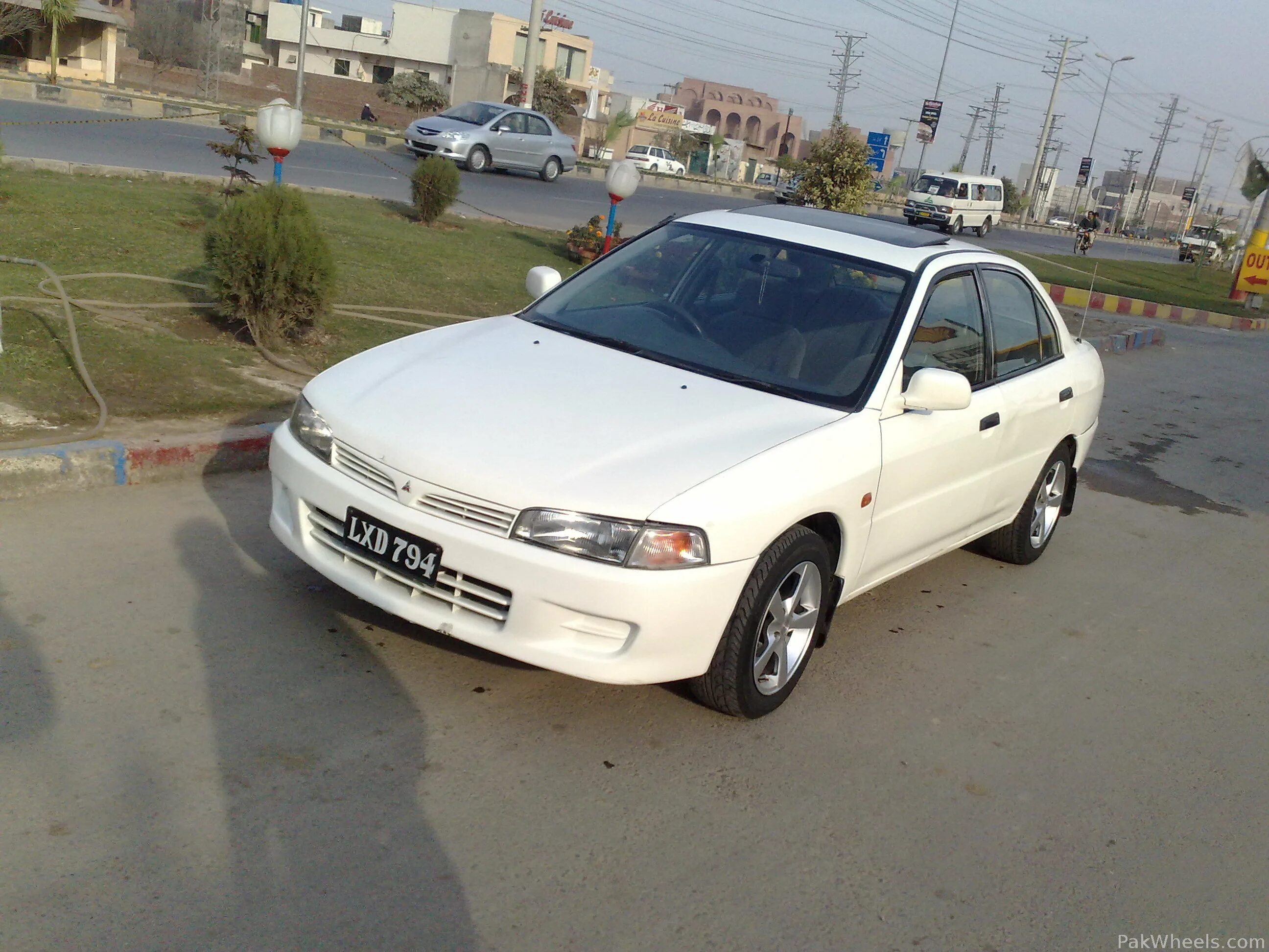 Митсубиси лансер 1997. Mitsubishi lancer 1997. мицубиси лансер 1997. мицубиси ланцер 1997.