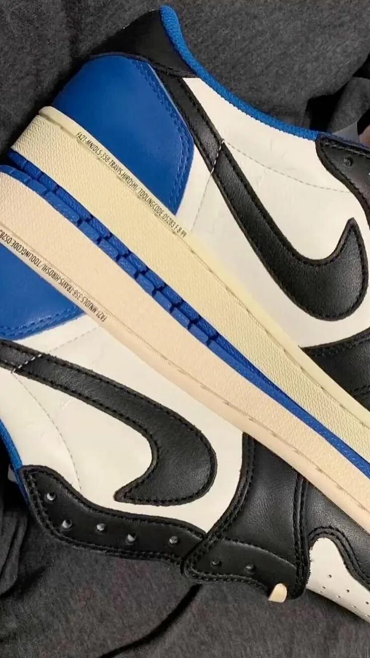 Travis fragment low. Nike air jordan 1 low travis scott fragment. nike air jordan 1 x travis scott. nike air jordan 1 travis scott fragment. nike air jordan 1 low travis scott.