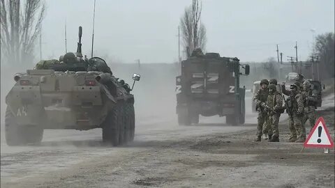 Российские войска окружили