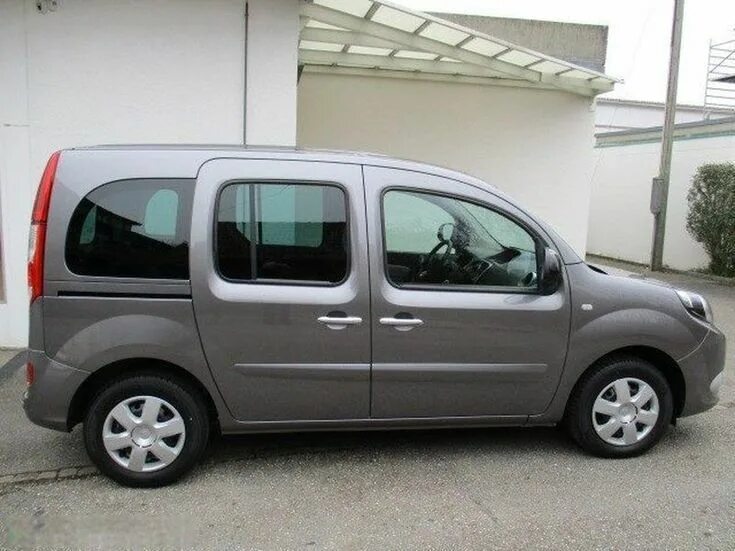 Renault kangoo дизель. Renault Kangoo 2015. Рено Kangoo 2015. Renault Kangoo, 2015г.в. Рено Кангу 2015 год.