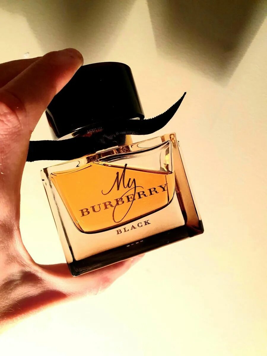 Burberry черное. Бёрберри Блэк. My Burberry Black. Burberry my Burberry Black. Барбери Блэк духи женские.