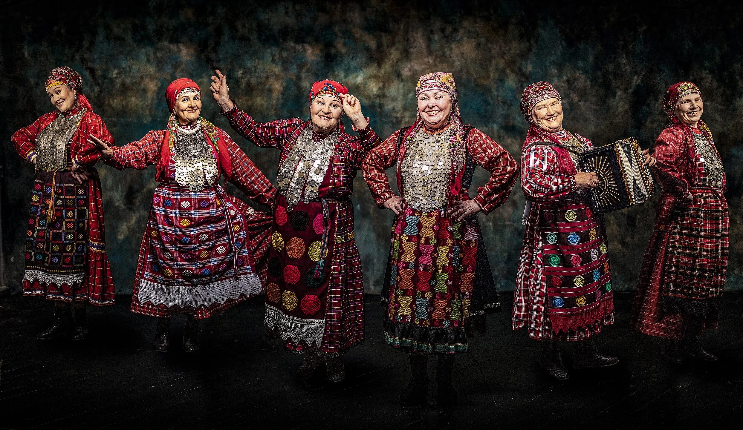 Бурановские бабушки заинька. Музей бурановских бабушек удмуртия. Удмурты бурановские бабушки. Бурановские бабушки заинька. Бурановские бабушки заинька.