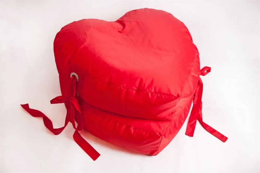 мешочек сердечко. мешочек с сердцем. брендированные мешки с вышивкой. мешок с сердечками. мешок сердца.