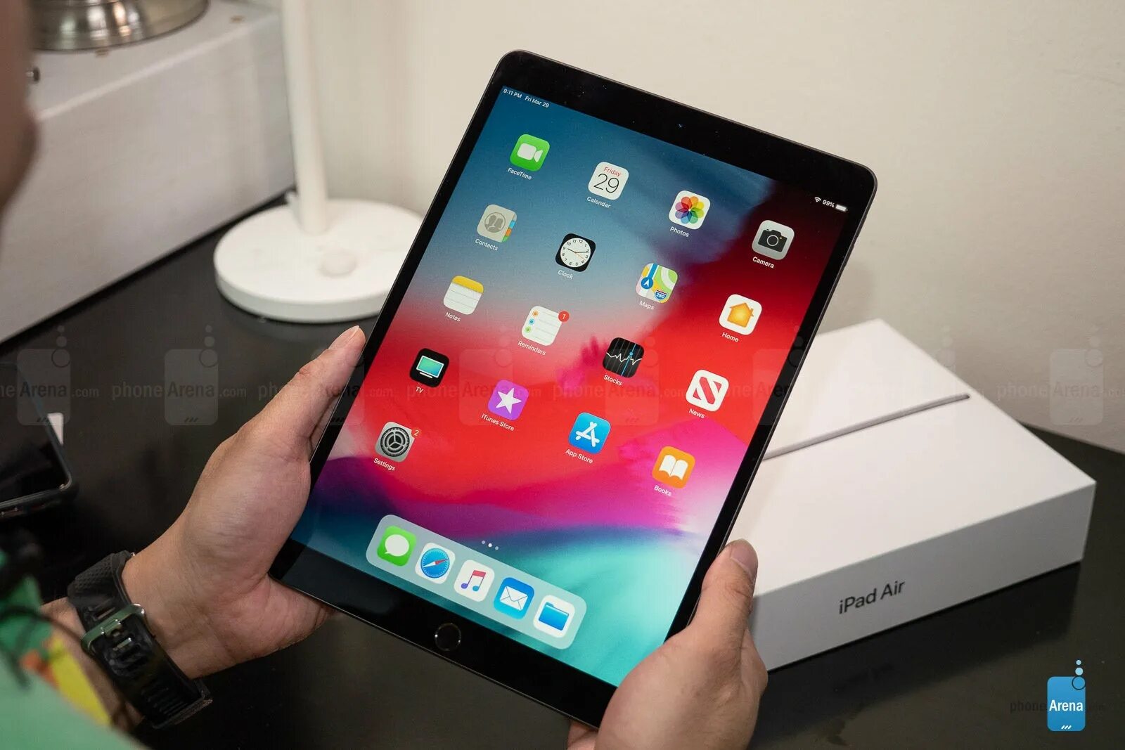 Ipad air обзоры. Планшет Apple IPAD Air 2020. Apple IPAD Air 3. Apple IPAD Air 3 2019. IPAD Air 3 2020.