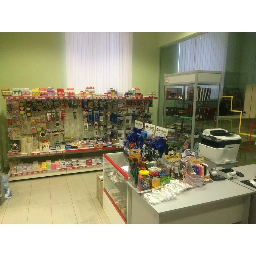Офисные товары таганрог. Мебель для приемной секретаря. Стеллаж для канцелярии. Офисная мебель в таганроге на александровской. Офисные товары таганрог.
