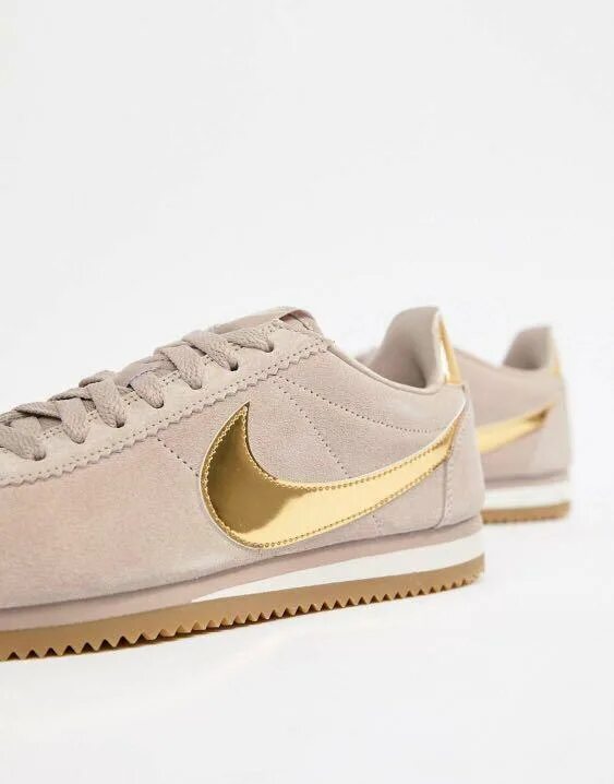 Nike Cortez Suede Beige. Кроссовки найк Кортес Beige. Nike Cortez бежевые. Кроссовки найк бежевые мужские.