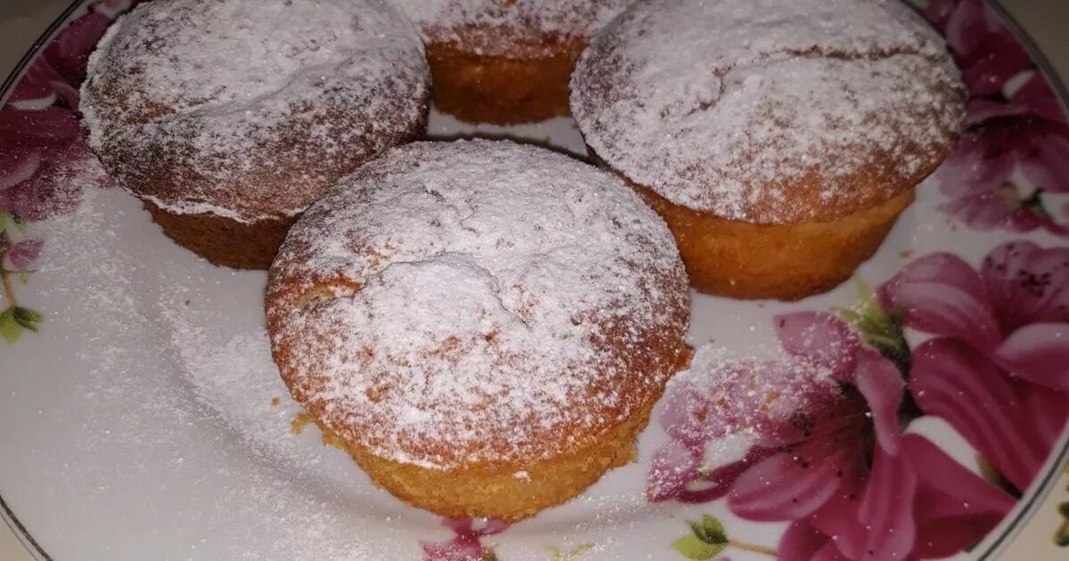 Турецкий манник ревани. Манник с творогом на кефире в духовке. Творожник манник. Выпечка на кефире с творогом. Творожный манник на кефире в духовке.