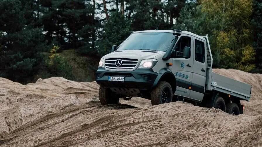 Mercedes Sprinter 6x6. Мерседес Спринтер 4х4 грузовой. Mercedes Benz Sprinter самосвал 4x4. Мерседес Спринтер 6 на 6.