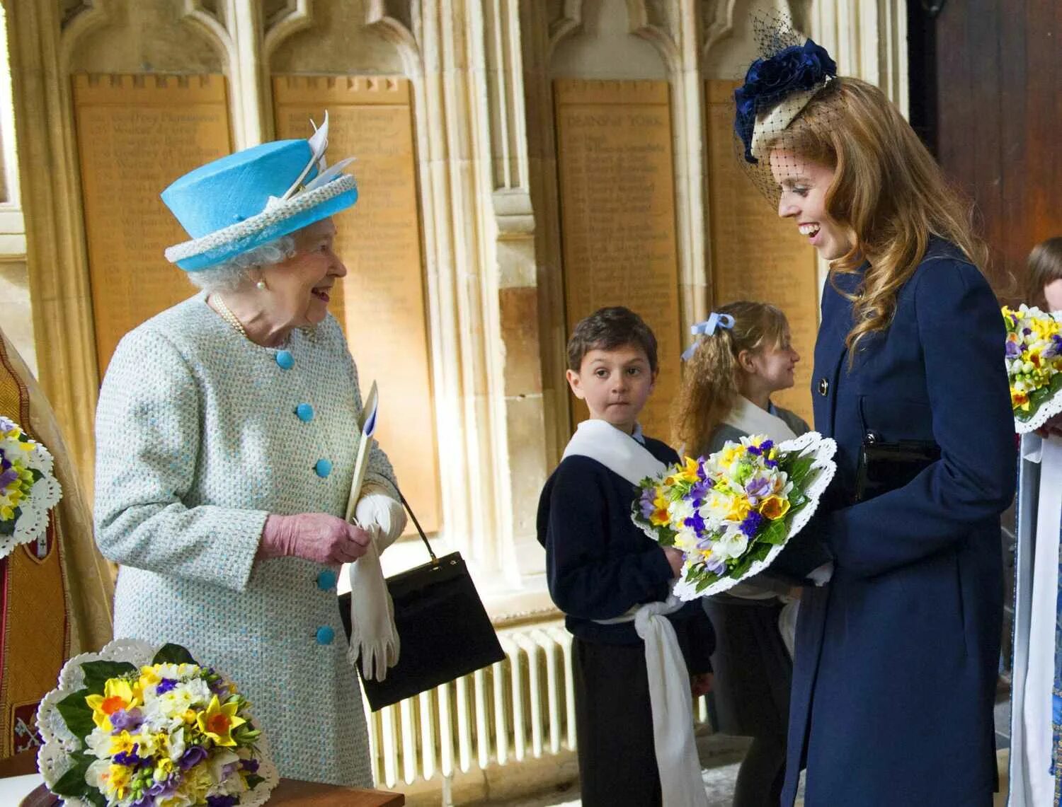 Принцессы сегодня. Принцесса Беатрис внучка королевы Великобритании. Внучка Елизаветы 2 Беатрис. Внучка Беатрис Елизаветы 2 фото.