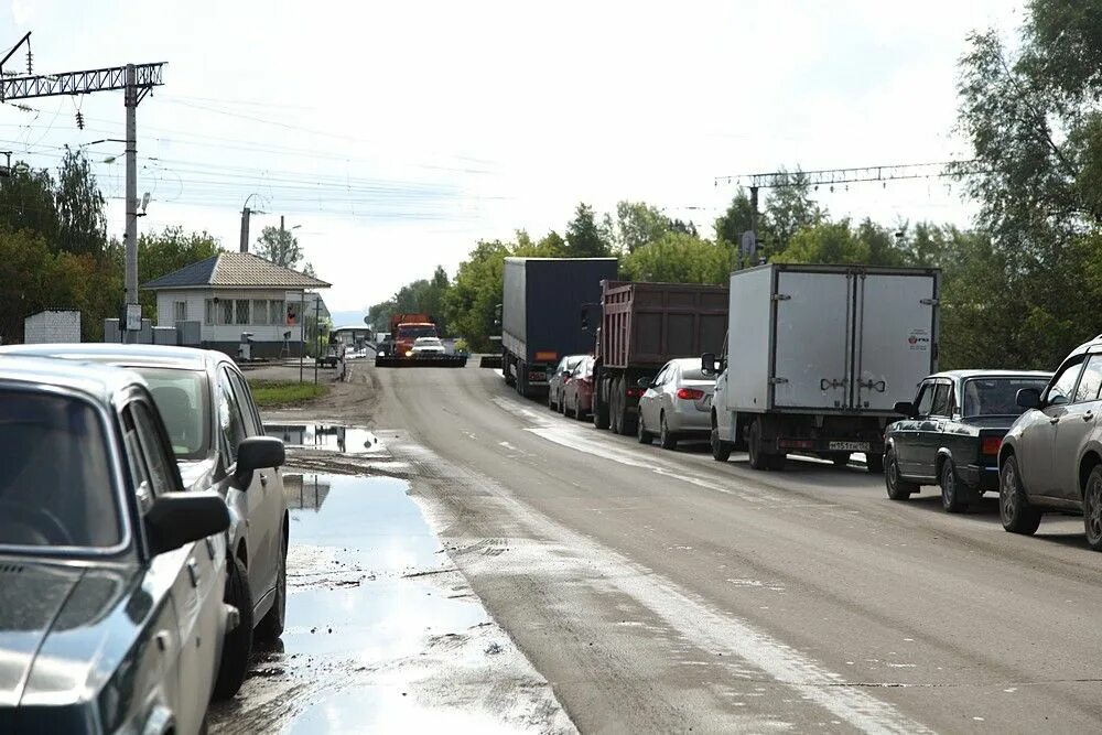 Нижегородский переезжает. Виадук Петряевка Нижний Новгород. Переезд Петряевка. ЖД переезд станция Петряевка. Автозаводский район Петряевка виадук.