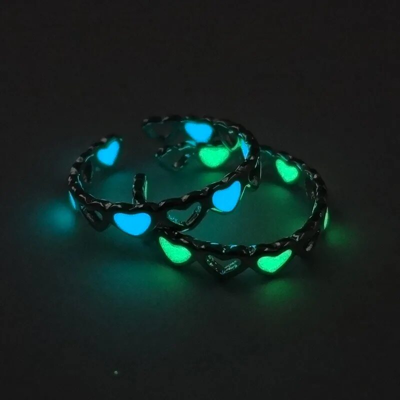 Кольца светящиеся в темноте. Кольцо всевластия светящееся в темноте. Светящееся кольцо. Кольцо светящийся в темноте. Кольцо светится.