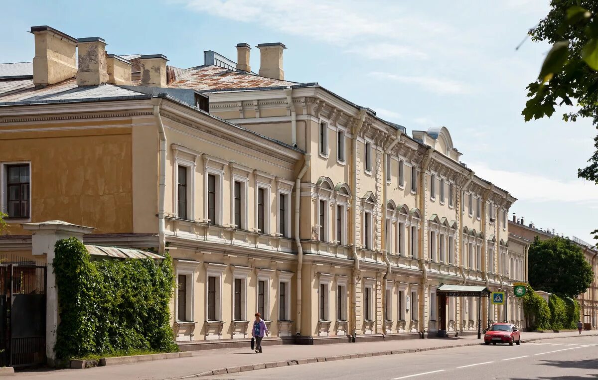 Драматический театр балтийского флота. Театр в кронштадте. Театр балтийского флота кронштадт. Театр в кронштадте. Дом офицеров кронштадт.