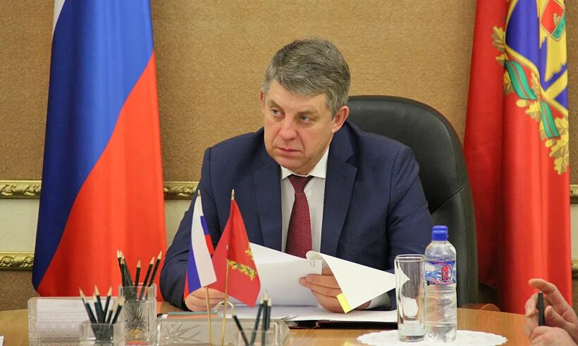 Чеботкевич почеп. Брянское управление имущественных отношений. Брянское управление имущественных отношений. Управление имущественных отношений брянской области карелина с. И.