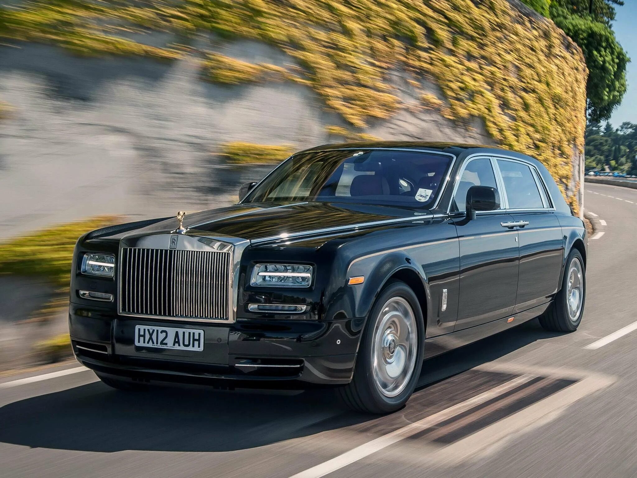 Авто роллс. Роллс Ройс Фантом. Rolls Royce Phantom 7. Роллс Ройс Фантом 6. Rolls Royce Phantom EWB.