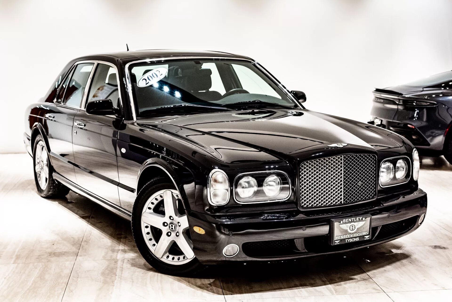 Бентли Арнаж 2002. Bentley Arnage. 2002 Bentley Arnage t. Bentley Arnage t. Бентли арнаж