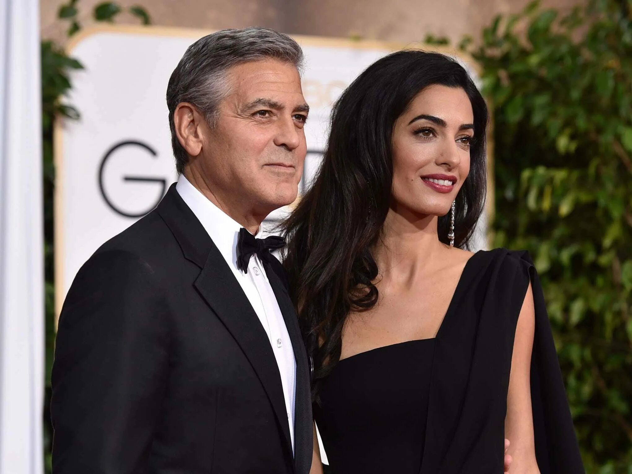 Rich wife. Жена Джорджа Клуни транс. Сестра Джорджа Клуни фото. George Clooney and his wife. Как сделать мужчину миллионером.