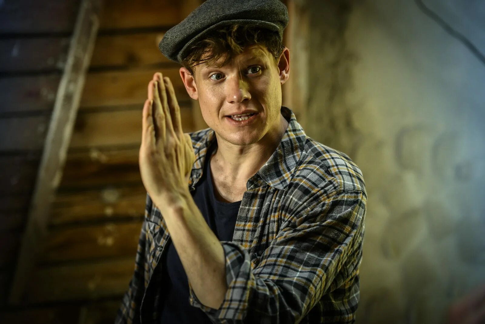 в каких фильмах снимался хориняк. виктор хориняк универ. виктор хориняк 2017. в каких фильмах снимался хориняк. виктор хориняк элеон.