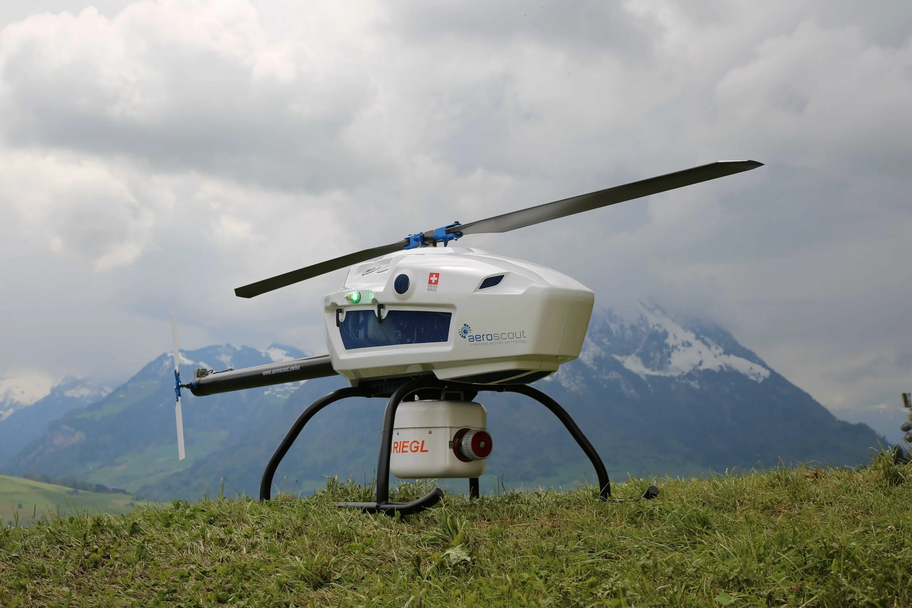 Автономный беспилотный. Однороторные БПЛА. Smart Heli беспилотники. Однороторные дроны – беспилотные вертолеты. БПЛА однороторный дрон.