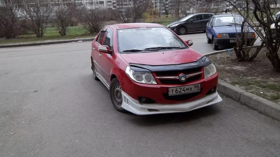 Geely mk cross тюнингованная. Джили мк кросс 2012 салон. Geely mk cross салон. Geely mk 2013 салон. Джили мк кросс своими руками.